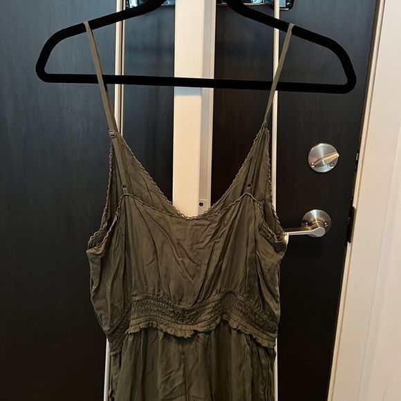 Wilfred army green midi jumpsuit - adjustable straps, elastic waist - medium - Picture 3 of 4